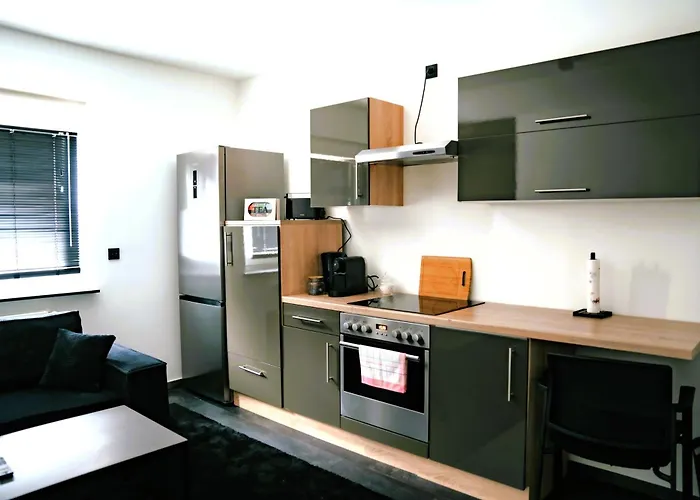 E&S Apartments